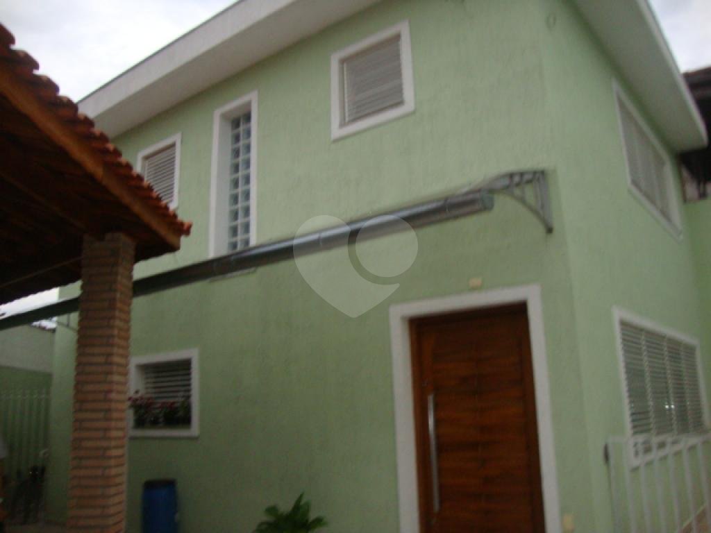 Sobrado à venda com 2 quartos, 200m² - Foto 41