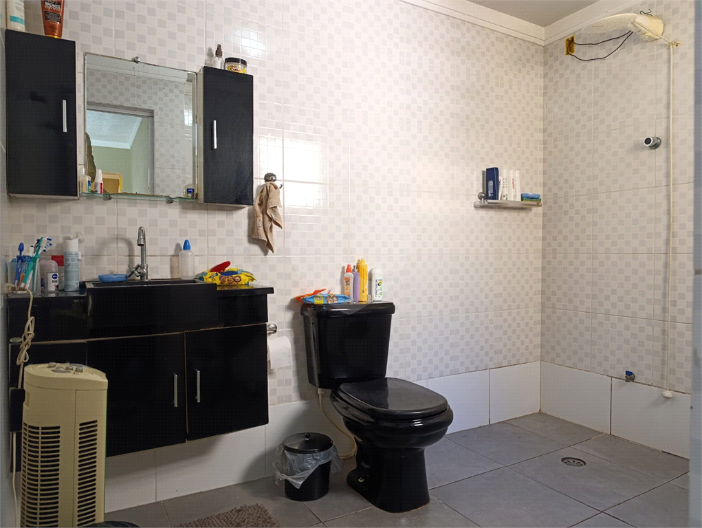 Sobrado com 3 quartos sendo 1 suíte com 2 vagas no  Jaçanã