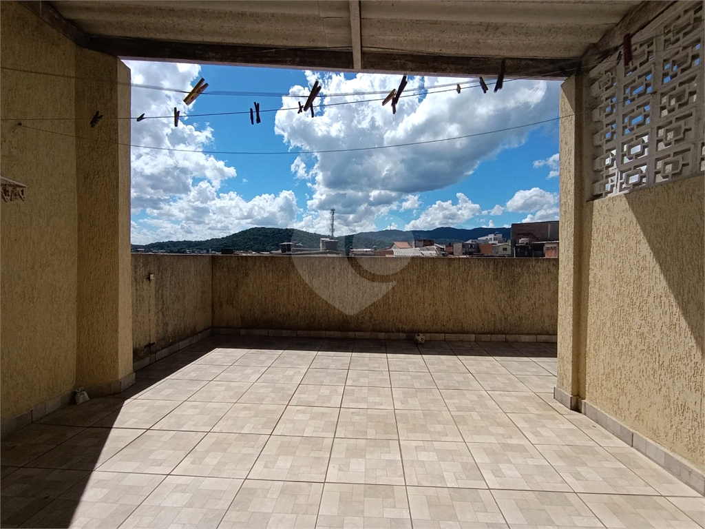 Sobrado com 3 quartos sendo 1 suíte com 2 vagas no  Jaçanã
