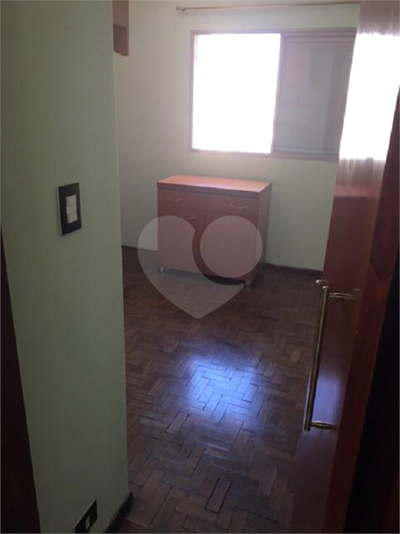 Apartamento à venda com 2 quartos, 67m² - Foto 11