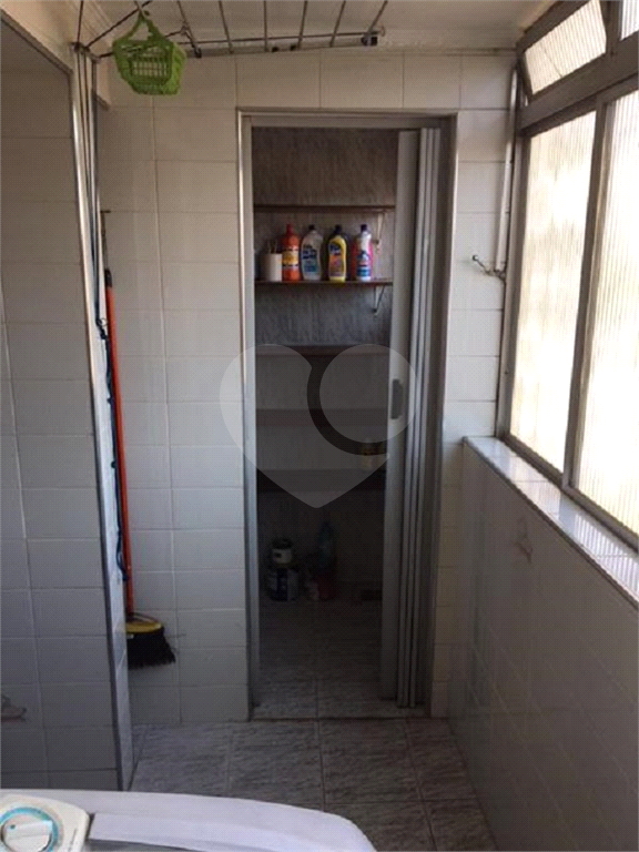 Apartamento à venda com 2 quartos, 67m² - Foto 17