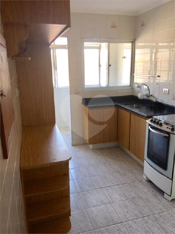 Apartamento à venda com 2 quartos, 67m² - Foto 14