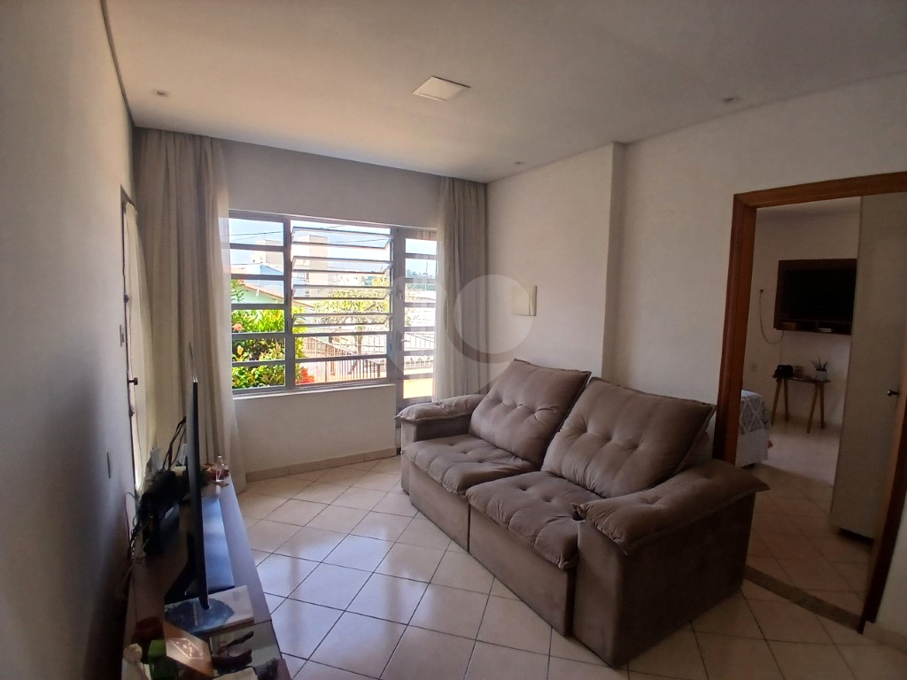 Casa assobradada em excelente localização no Jardim Tremembé