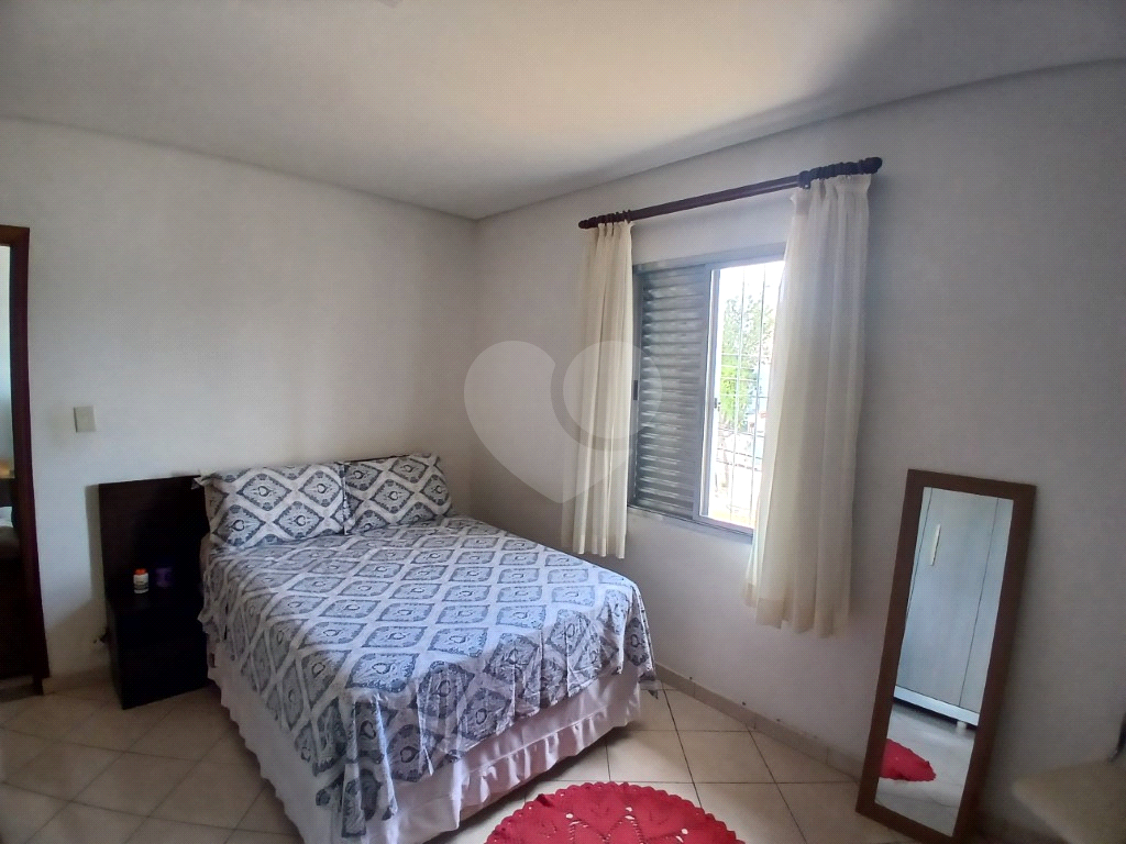 Casa assobradada em excelente localização no Jardim Tremembé