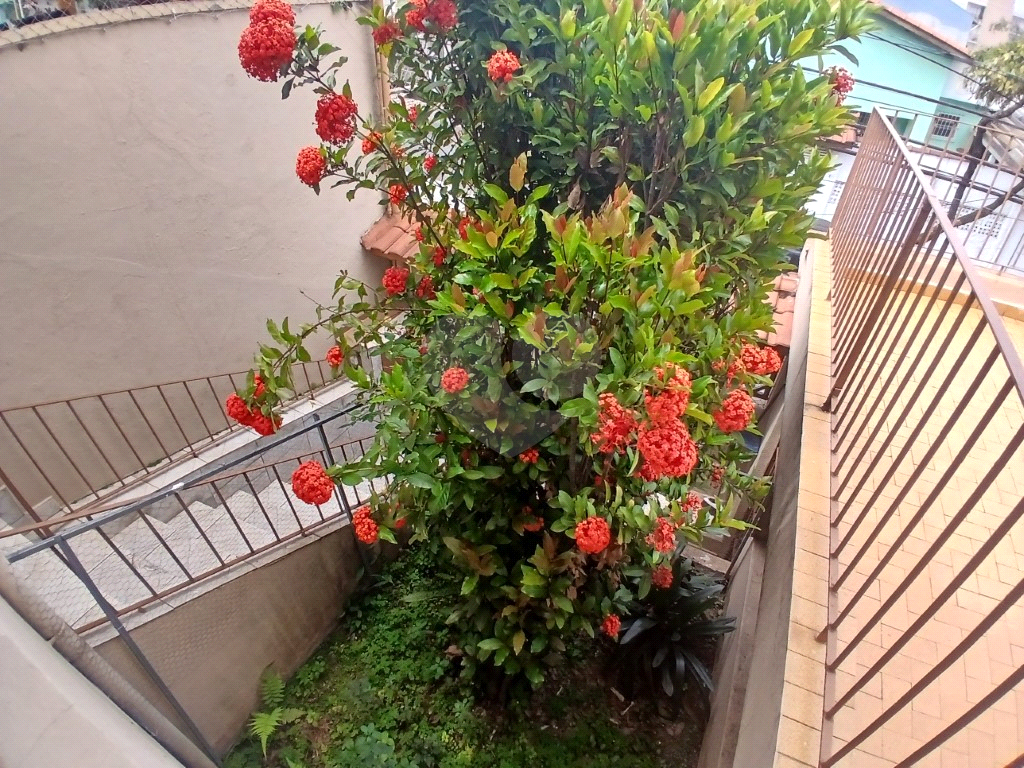 Casa assobradada em excelente localização no Jardim Tremembé