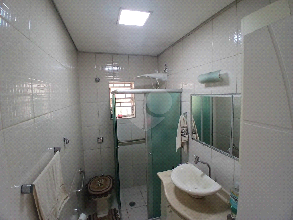 Casa assobradada em excelente localização no Jardim Tremembé