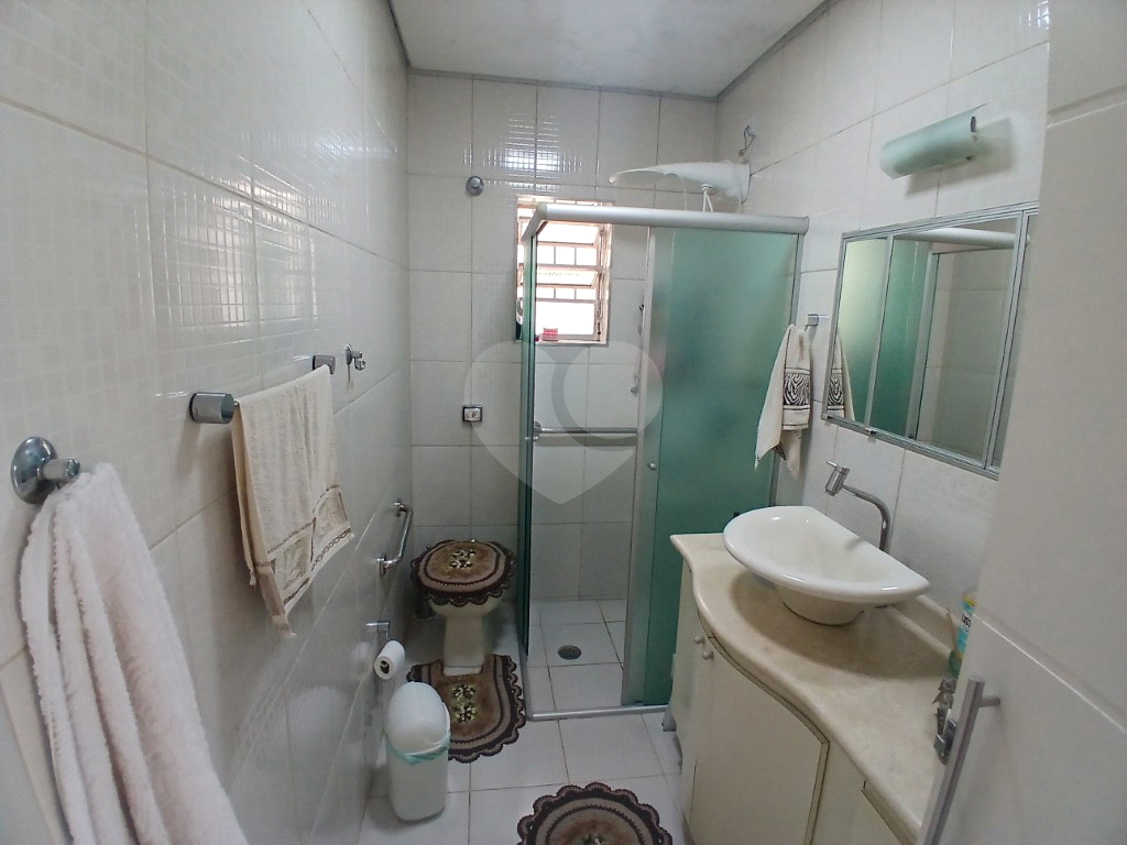 Casa assobradada em excelente localização no Jardim Tremembé