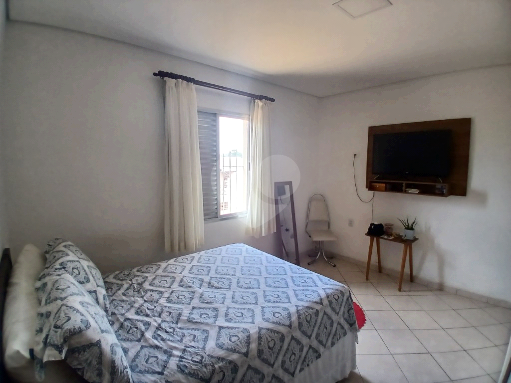 Casa assobradada em excelente localização no Jardim Tremembé