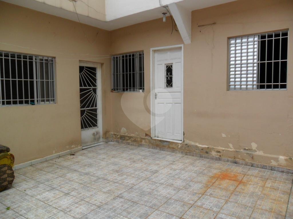 Sobrado à venda com 4 quartos, 226m² - Foto 2