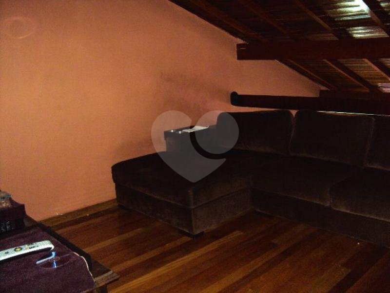 SOBRADO MARAVILHOSO A VENDA NA VILA MEDEIROS - 8 DORMITÓRIOS, ÁREA GOURMET E 7 VAGAS DE GARAGEM