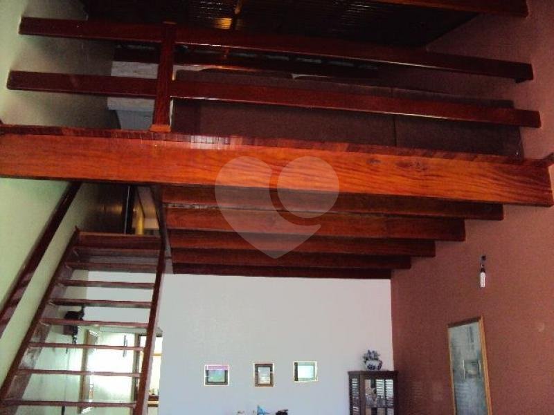 SOBRADO MARAVILHOSO A VENDA NA VILA MEDEIROS - 8 DORMITÓRIOS, ÁREA GOURMET E 7 VAGAS DE GARAGEM