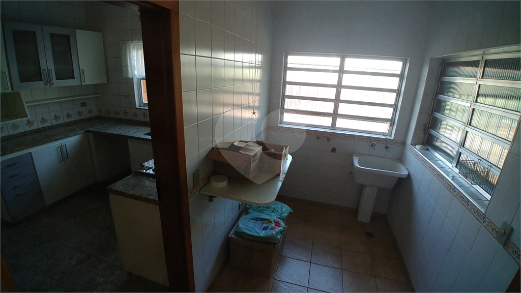 Sobrado à venda e aluguel com 4 quartos, 300m² - Foto 13