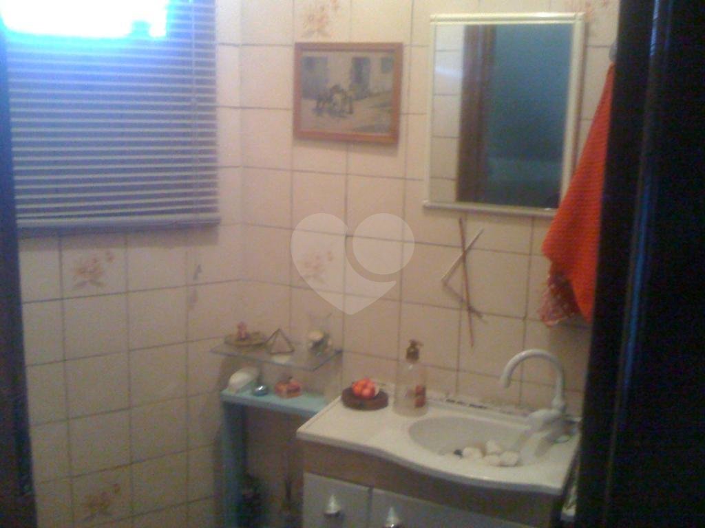 SOBRADO A VENDA NO JARDIM PERI - PRÓX. AV. PERI RONCHETTI - 4 DORMS (1 SUÍTE) E 4 VAGAS DE GARAGEM