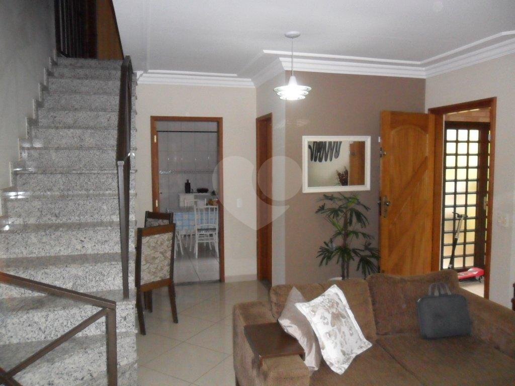 SOBRADO em PARQUE VITÓRIA