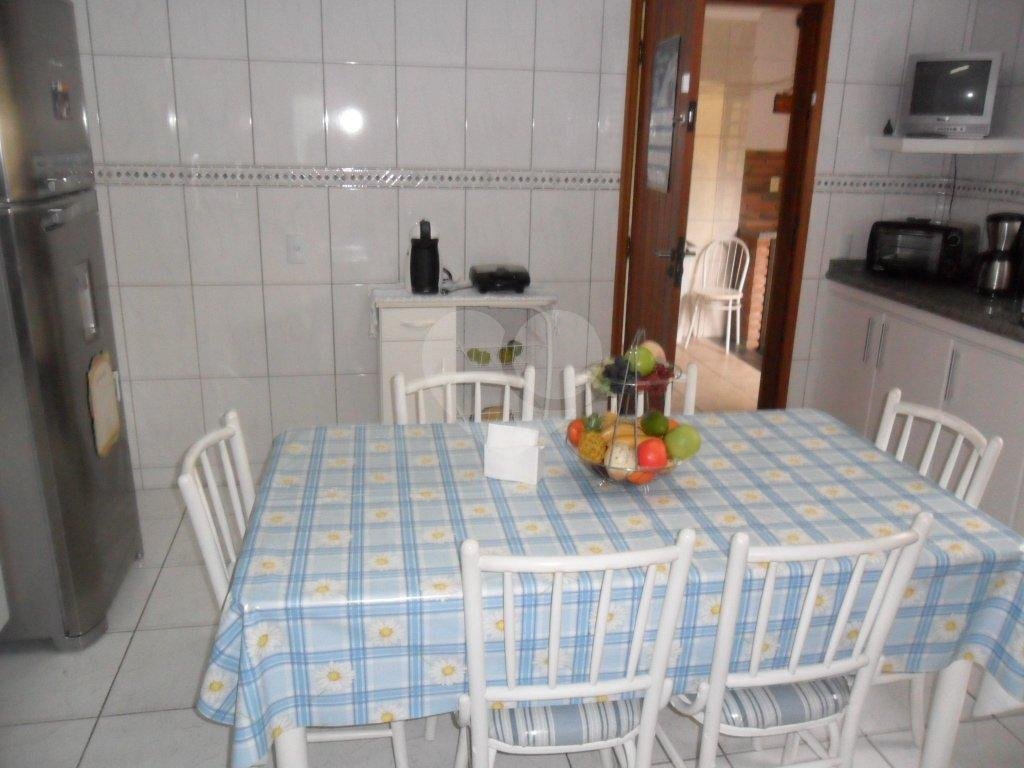 SOBRADO em PARQUE VITÓRIA