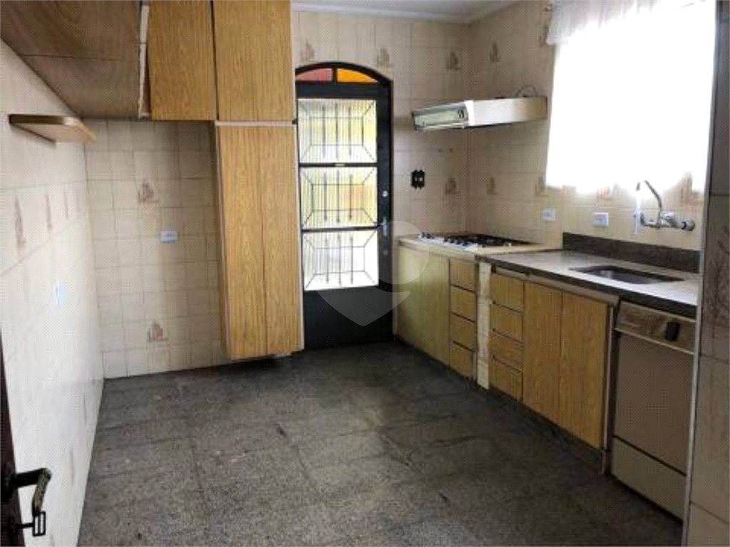 SOBRADO PARA LOCAÇÃO NA AGUA FRIA