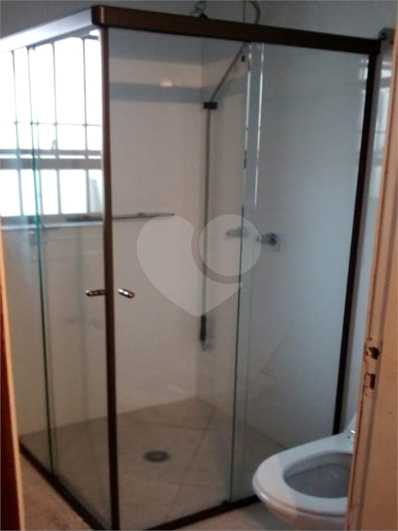 Casa com piscina no Horto Florestal
