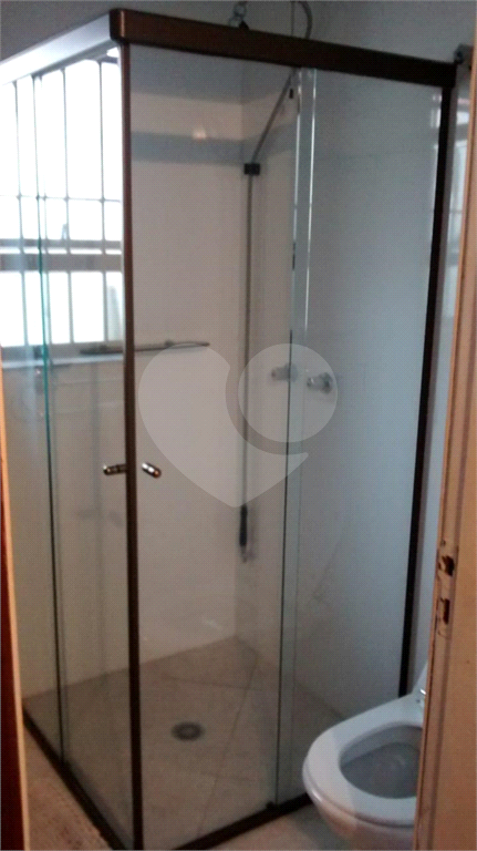 Casa com piscina no Horto Florestal