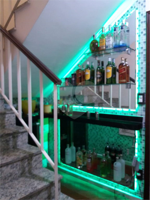 Casa com piscina no Horto Florestal