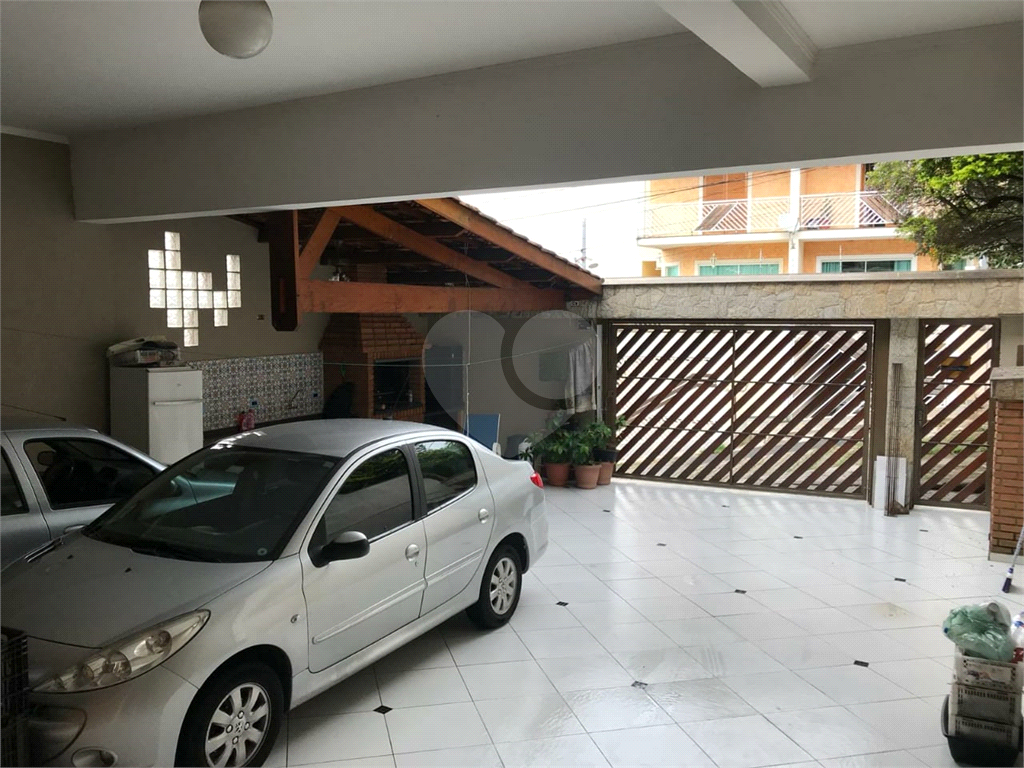 Casa com piscina no Horto Florestal