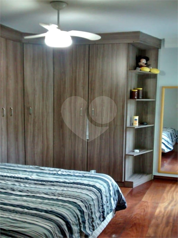 Casa com piscina no Horto Florestal