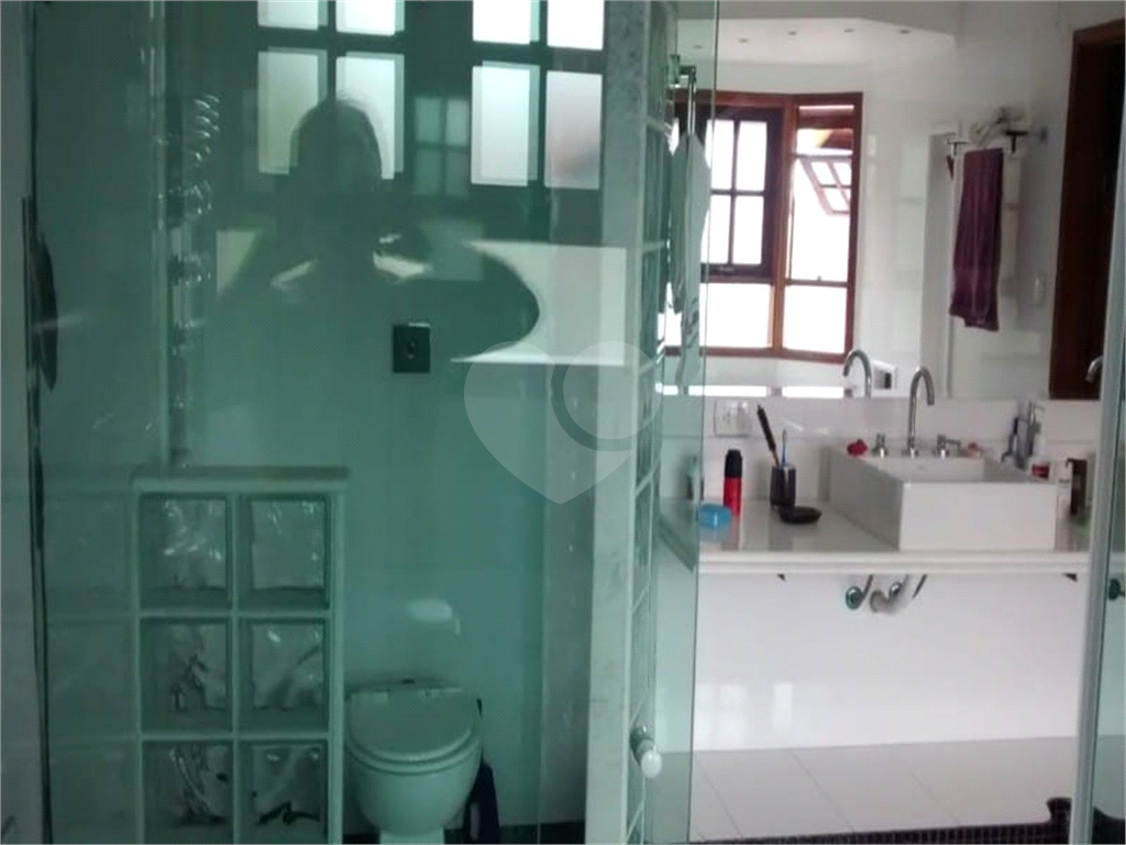 Casa com piscina no Horto Florestal