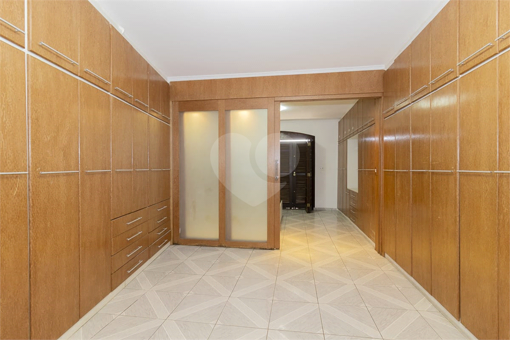 Sobrado à venda com 3 quartos, 310m² - Foto 25