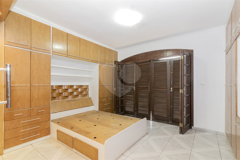 Sobrado à venda com 3 quartos, 310m² - Foto 17