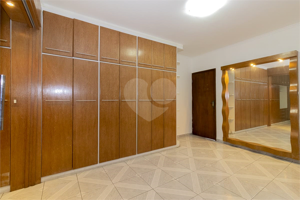 Sobrado à venda com 3 quartos, 310m² - Foto 20