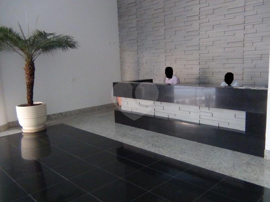 PRÉDIO INTEIRO em ÁGUA FRIA