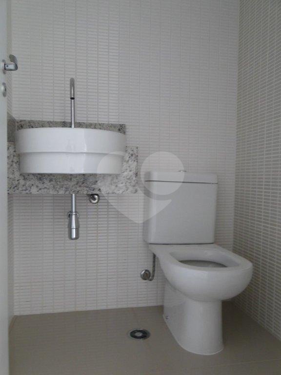 PRÉDIO INTEIRO em ÁGUA FRIA
