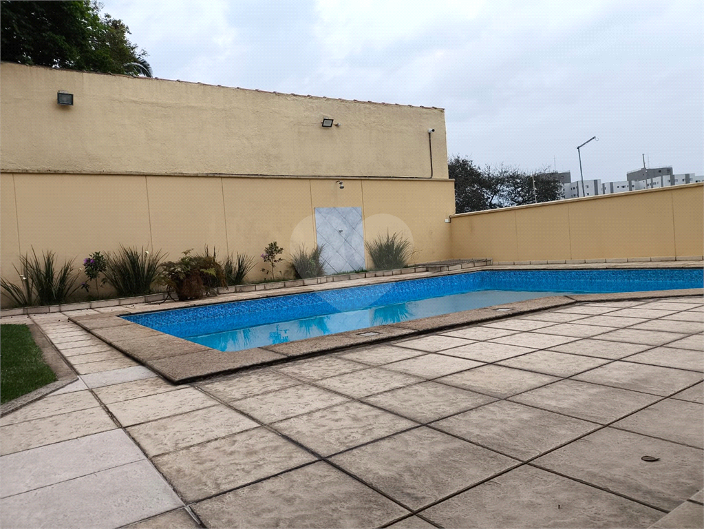 SOBRADO MARAVILHOSO A VENDA NO JARDIM FLORESTA (TREMEMBÉ) - 4 SUÍTES, PISCINA E 6 VAGAS DE GARAGEM
