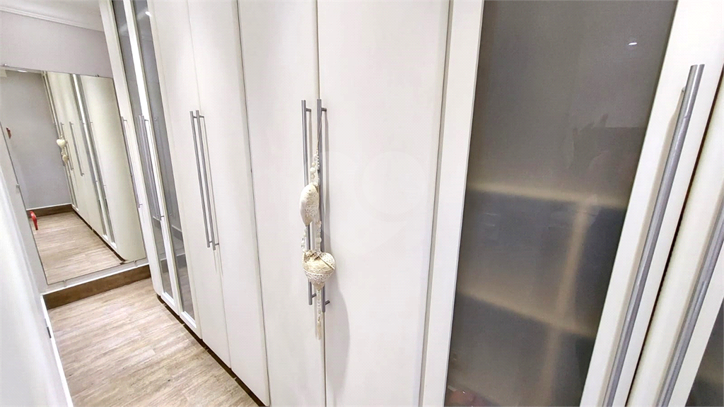 Sobrado à venda ou locação, Santana, elevador, churrasqueira, 3 suítes, 4 vagas e próximo da Braz Leme. São Paulo-SP