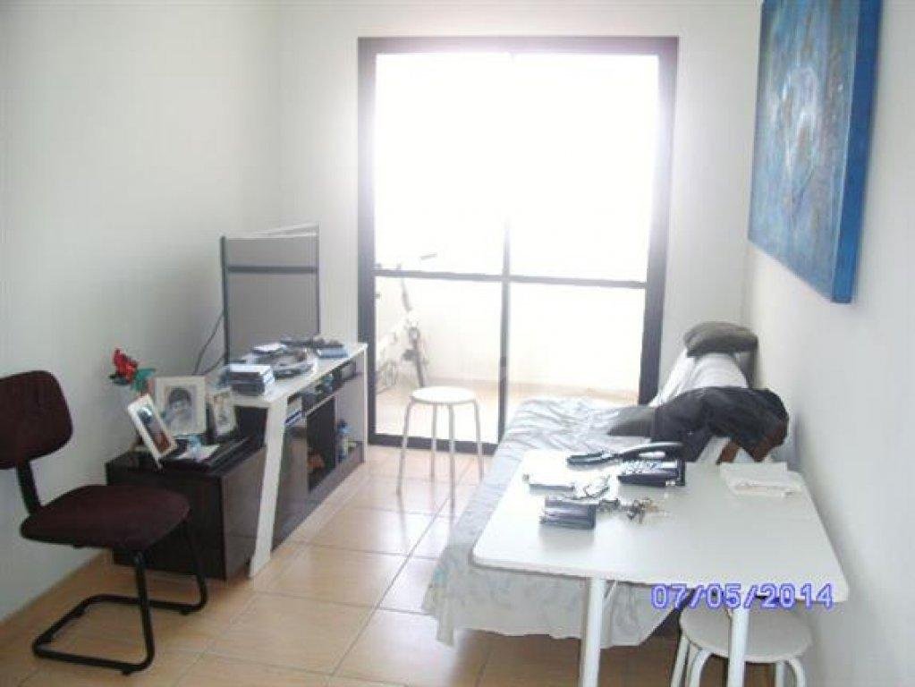 APARTAMENTO em TATUAPÉ