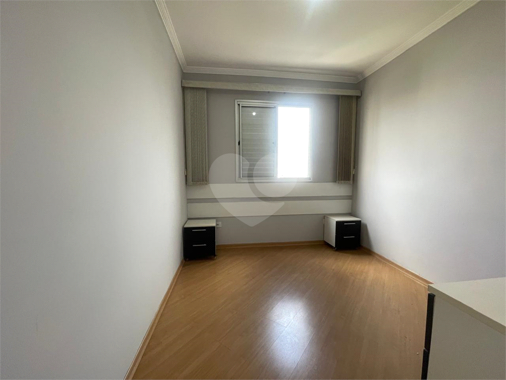 APARTAMENTO em CASA VERDE