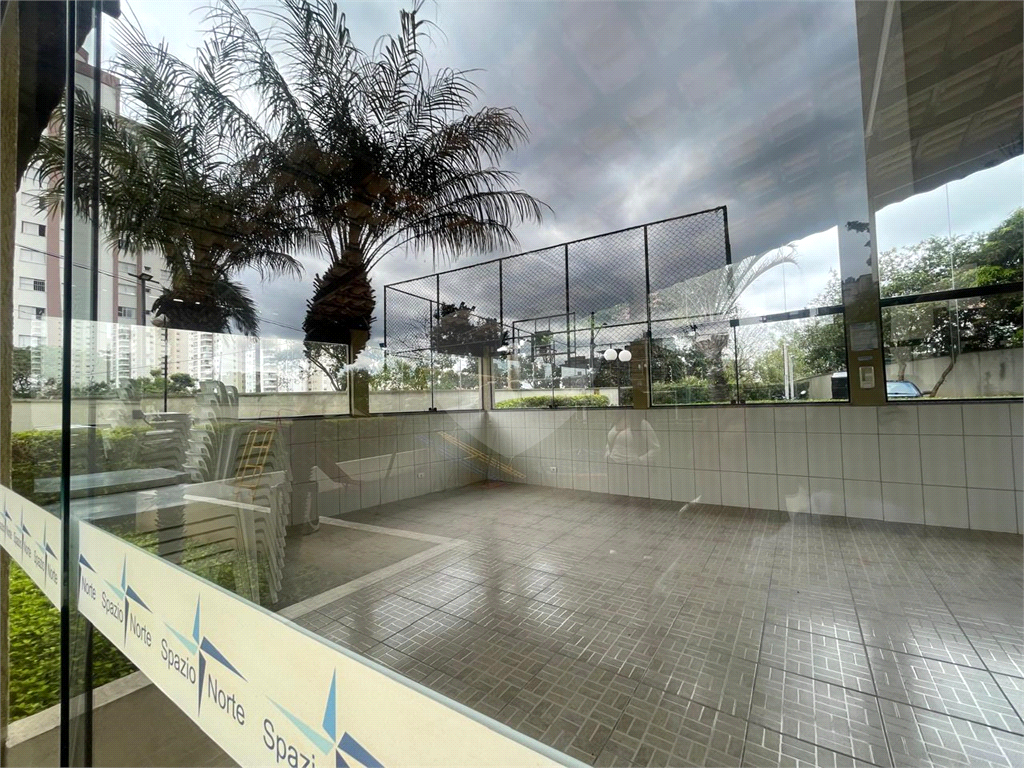 APARTAMENTO em CASA VERDE
