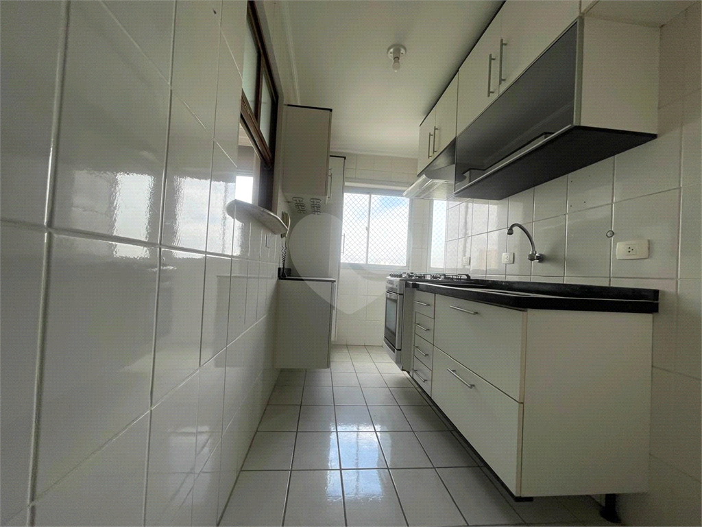 APARTAMENTO em CASA VERDE