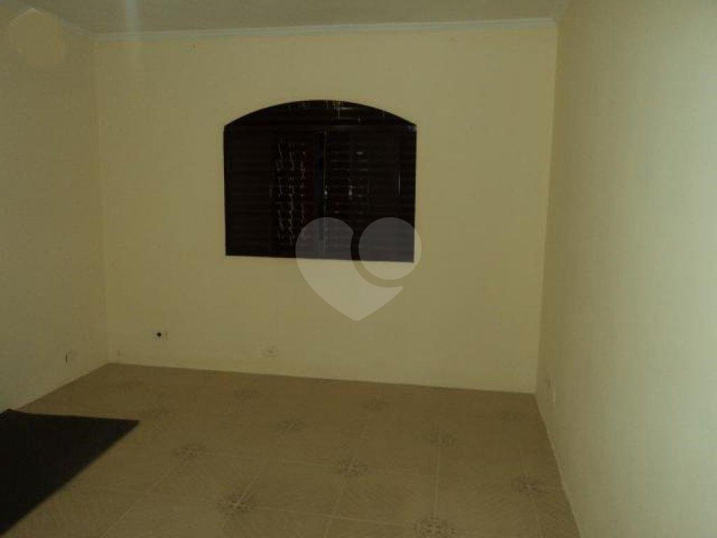 Casa à venda com 2 quartos, 180m² - Foto 9