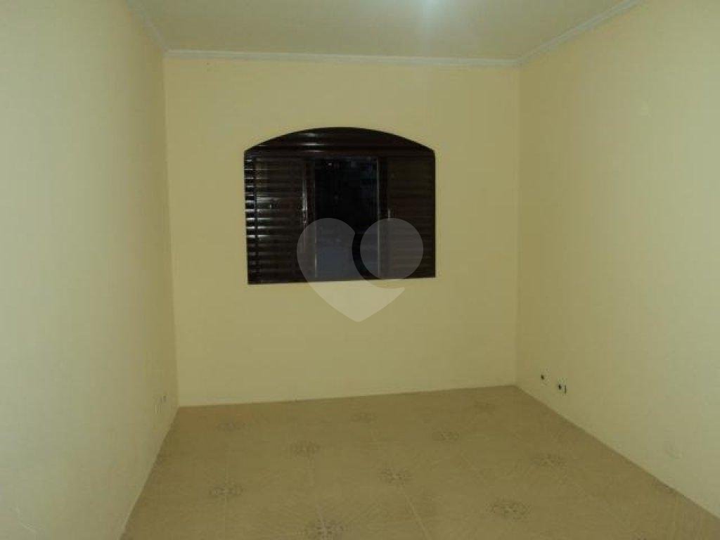 Casa à venda com 2 quartos, 180m² - Foto 12