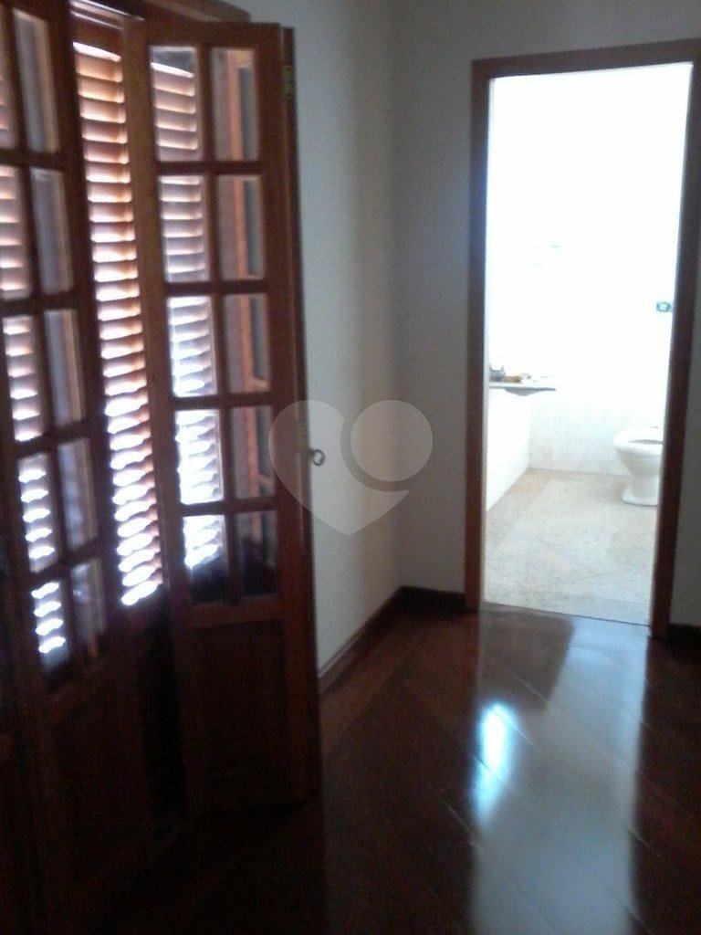 SOBRADO MARAVILHOSO A VENDA NA ÁGUA FRIA - 3 SUÍTES E 5 VAGAS DE GARAGEM