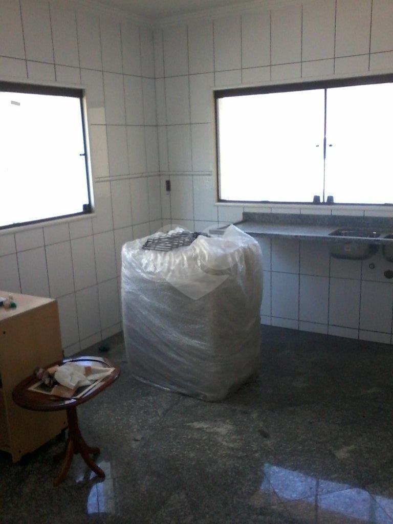 SOBRADO MARAVILHOSO A VENDA NA ÁGUA FRIA - 3 SUÍTES E 5 VAGAS DE GARAGEM