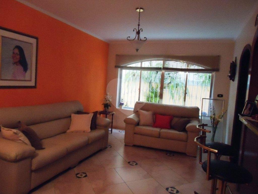 Sobrado à venda com 3 quartos, 220m² - Foto 4