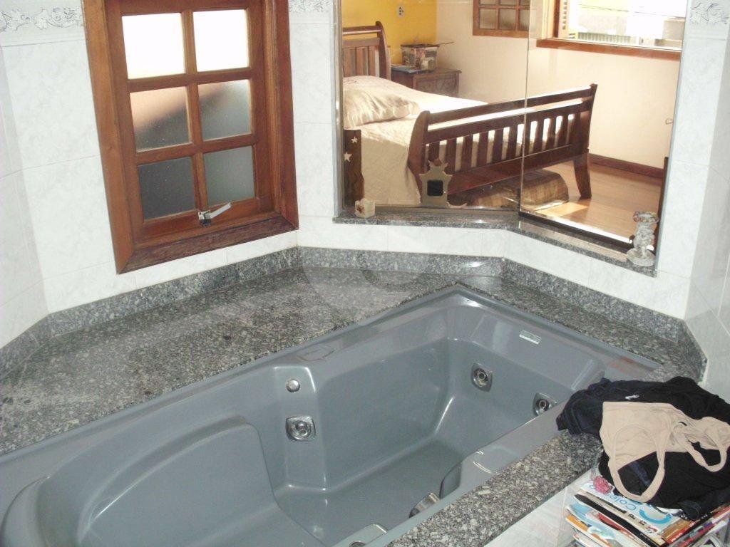 Sobrado 03 suites 