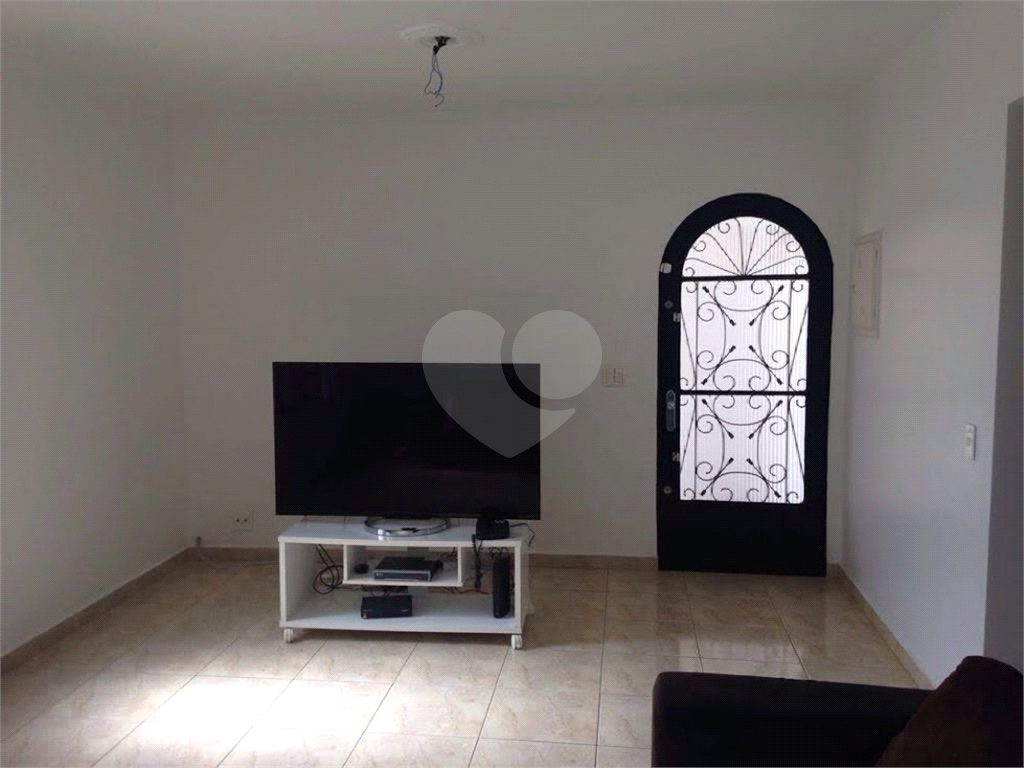 Casa à venda com 3 quartos, 1 suíte, 6 vagas, aceita permuta - Jardim Guapira - São Paulo/SP