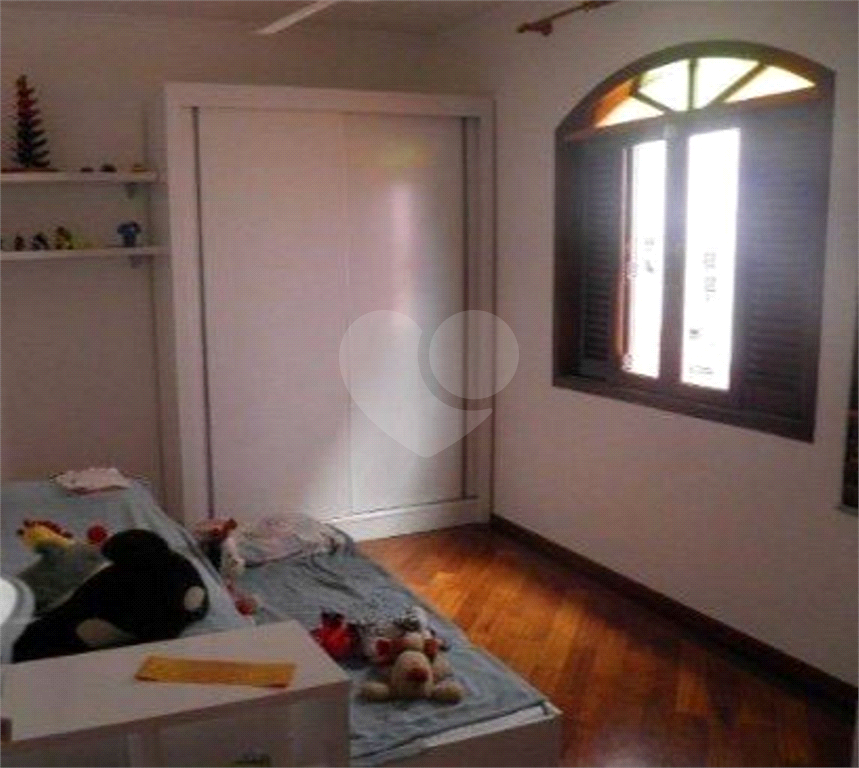 Casa à venda com 3 quartos, 1 suíte, 6 vagas, aceita permuta - Jardim Guapira - São Paulo/SP