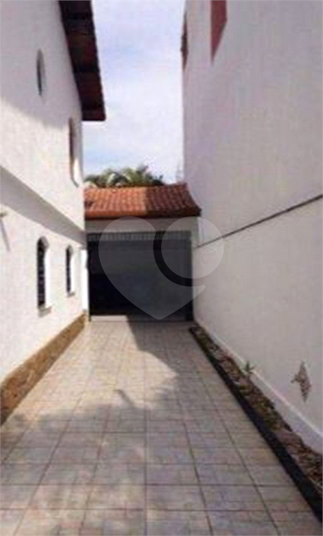 Casa à venda com 3 quartos, 1 suíte, 6 vagas, aceita permuta - Jardim Guapira - São Paulo/SP