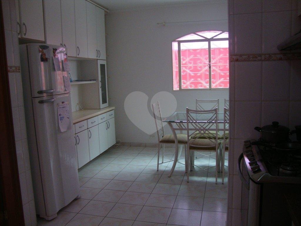 Casa à venda com 3 quartos, 1 suíte, 6 vagas, aceita permuta - Jardim Guapira - São Paulo/SP