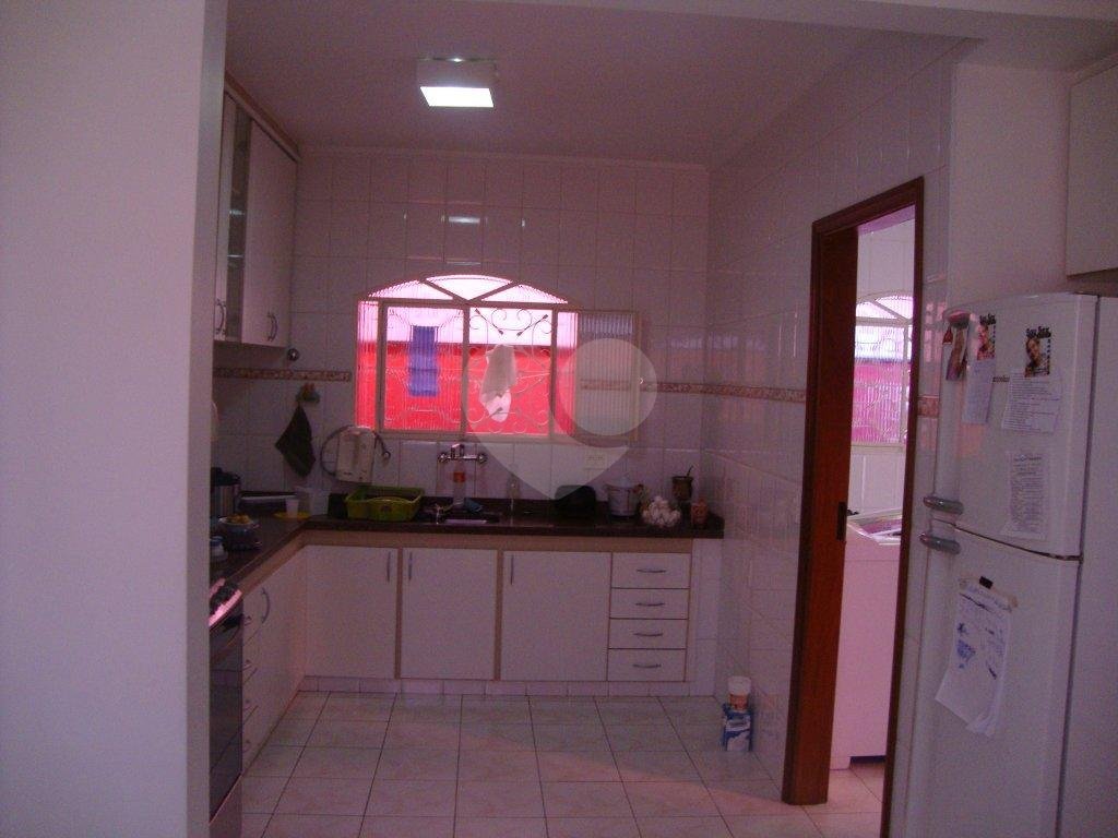 Casa à venda com 3 quartos, 1 suíte, 6 vagas, aceita permuta - Jardim Guapira - São Paulo/SP