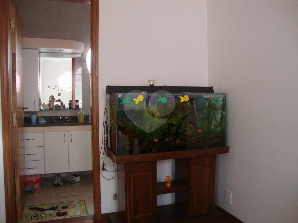 Casa à venda com 3 quartos, 1 suíte, 6 vagas, aceita permuta - Jardim Guapira - São Paulo/SP