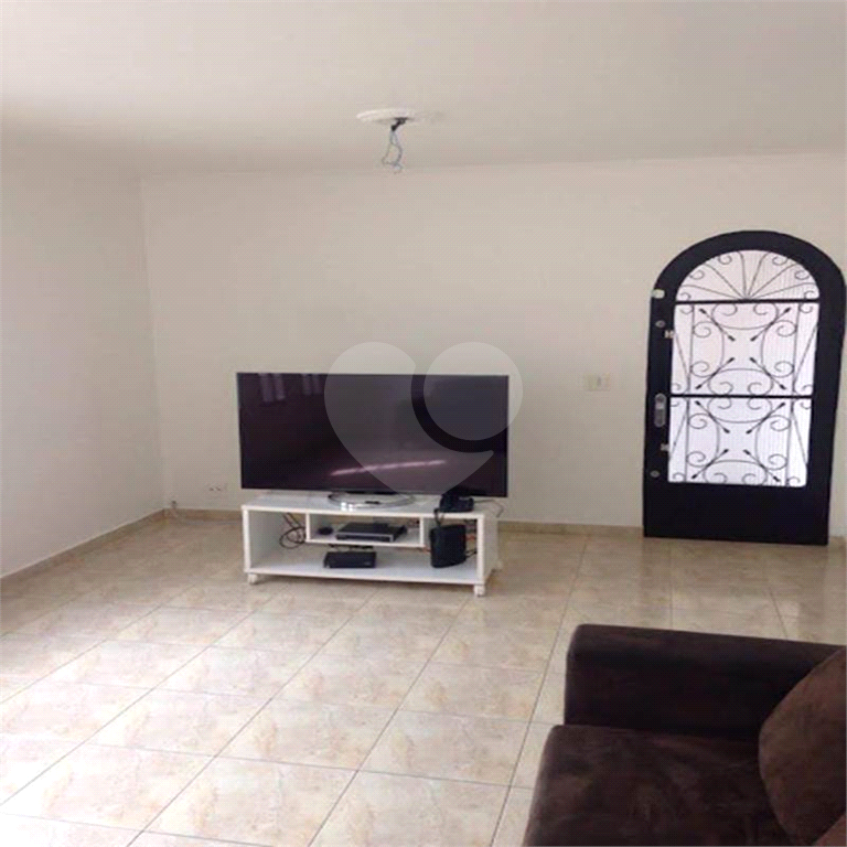 Casa à venda com 3 quartos, 1 suíte, 6 vagas, aceita permuta - Jardim Guapira - São Paulo/SP